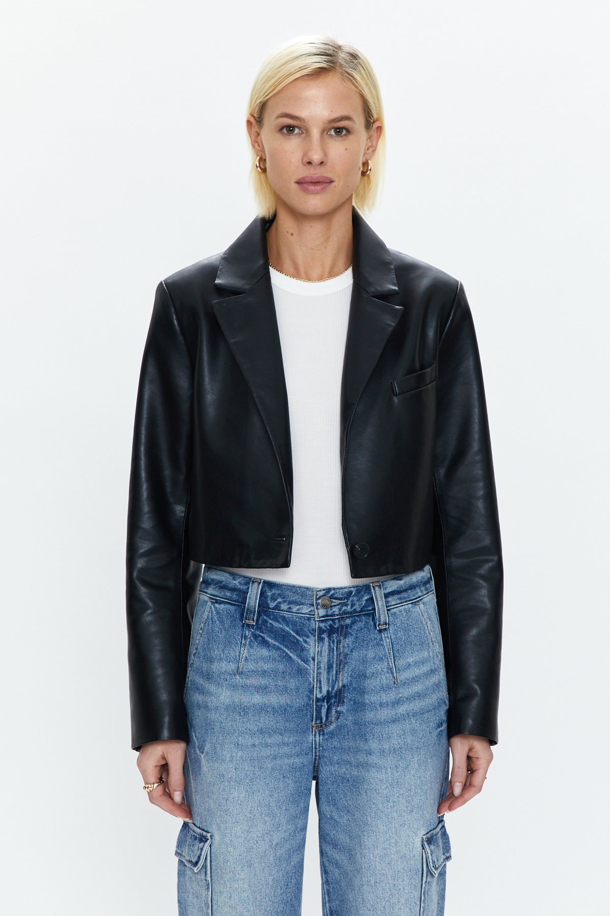 Jolie Cropped Blazer - Noir
            
              Sale